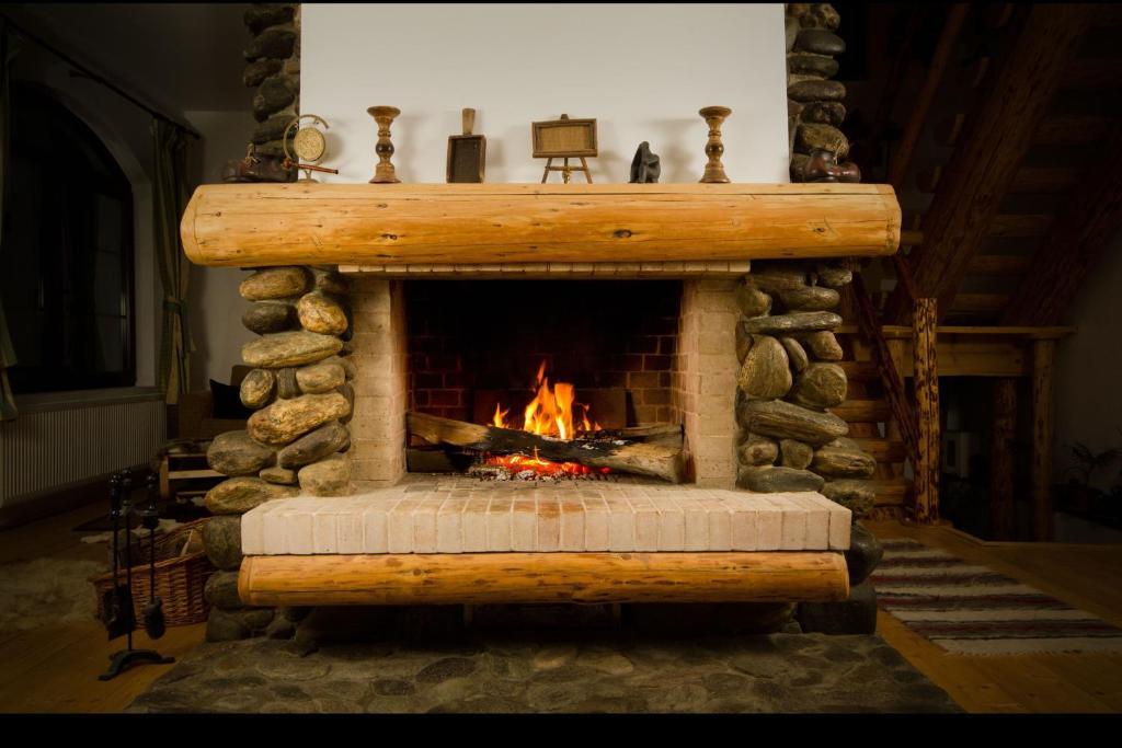 Casa Mosului - Transfagarasan Bed & Breakfast Cîrţişoara Bagian luar foto