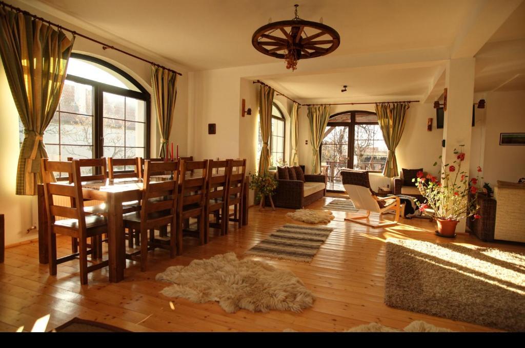 Casa Mosului - Transfagarasan Bed & Breakfast Cîrţişoara Bagian luar foto